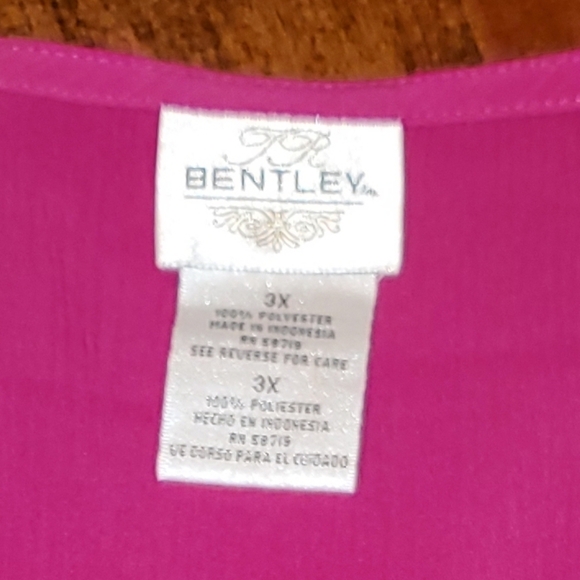 BENTLEY Pink buttondown blouse 3X - Picture 5 of 9